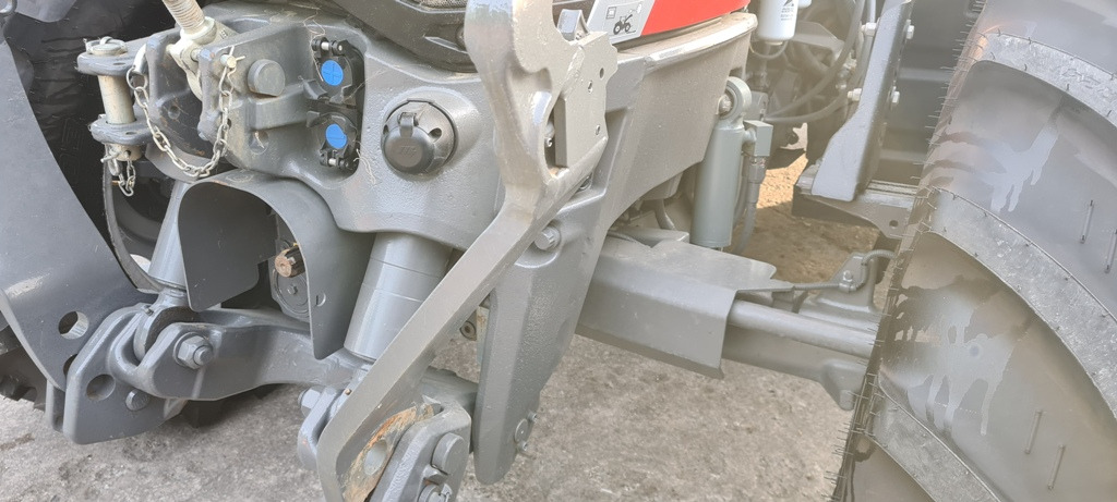 2022 MF 5S.115 very high specification - Trator: foto 2 2022 MF 5S.115 very high specification - Trator: foto 2