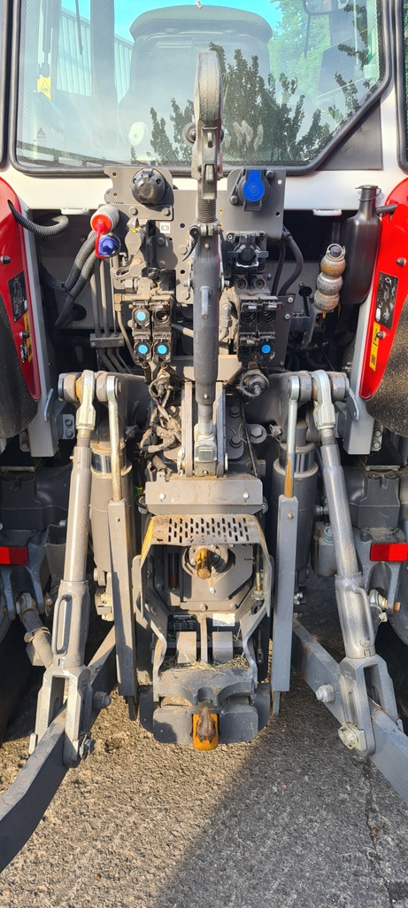 2022 MF 5S.115 very high specification - Trator: foto 5 2022 MF 5S.115 very high specification - Trator: foto 5