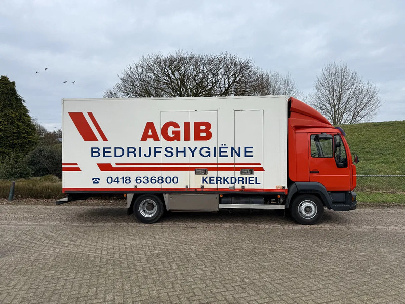 MAN L20 Bakwagen 4x2 Manual EUR 3 NL TRUCK - Caminhão furgão: foto 5 MAN L20 Bakwagen 4x2 Manual EUR 3 NL TRUCK - Caminhão furgão: foto 5