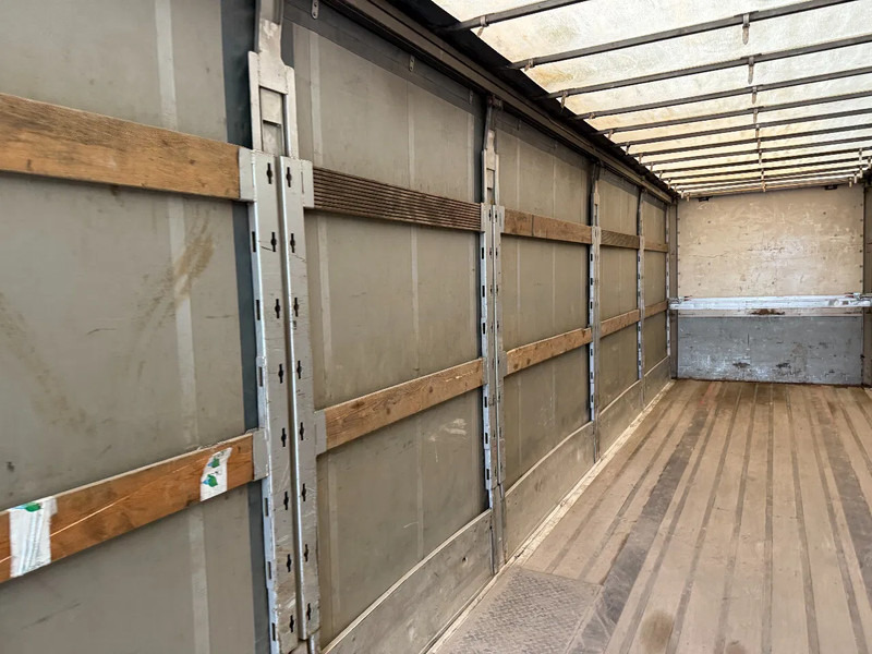 Semi-reboque de lona Pacton Tautliner met oprijklep: foto 12