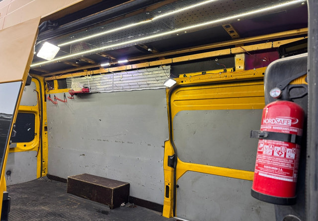 Furgão FordTransit: foto 15