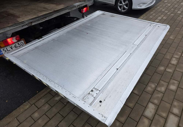 Caminhão furgão IvecoEurocargo: foto 14 Caminhão furgão IvecoEurocargo: foto 14