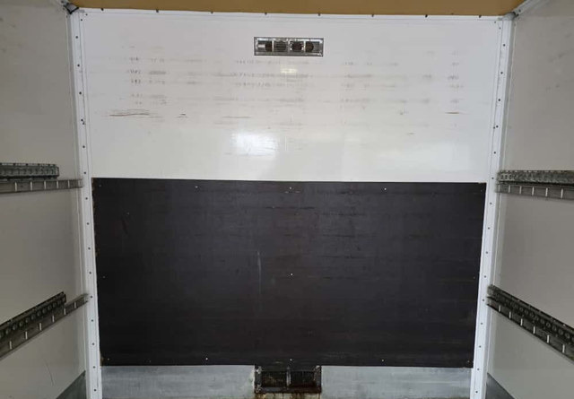 Caminhão furgão IvecoEurocargo: foto 11 Caminhão furgão IvecoEurocargo: foto 11