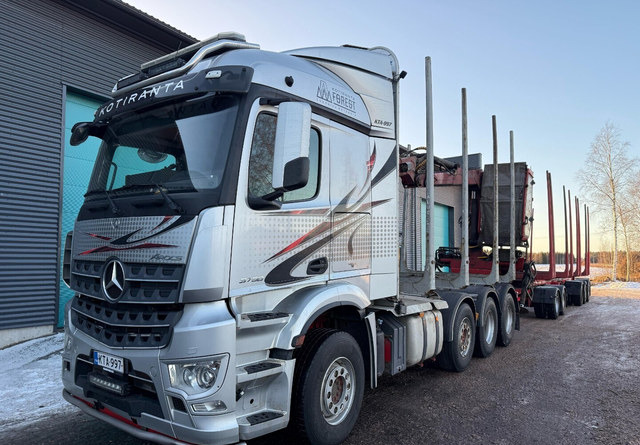 Mercedes-BenzArocs 8x4 - Caminhão florestal, Caminhão grua: foto 1 Mercedes-BenzArocs 8x4 - Caminhão florestal, Caminhão grua: foto 1