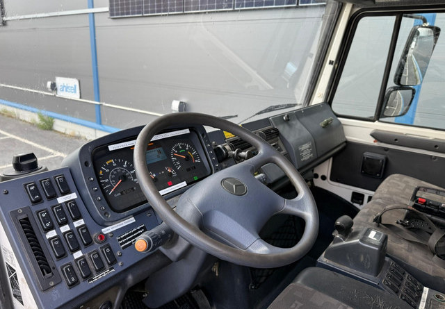 Camião de caixa aberta/ Plataforma, Caminhão grua Mercedes-BenzUnimog U5000 + Hiab 099 E-4: foto 14
