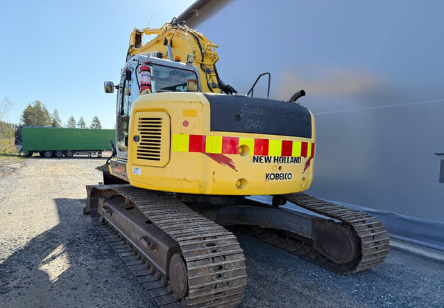 New HollandE235SR - Escavadora de rastos: foto 3 New HollandE235SR - Escavadora de rastos: foto 3