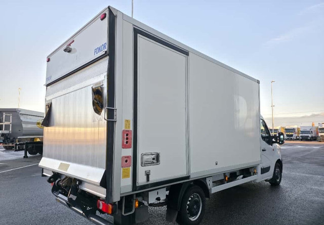 RenaultMaster Fokor kaappi - Carrinha de contentor: foto 4 RenaultMaster Fokor kaappi - Carrinha de contentor: foto 4