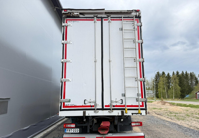 Volvo FH 540 8x4 66m3 - Caminhão furgão: foto 5 Volvo FH 540 8x4 66m3 - Caminhão furgão: foto 5