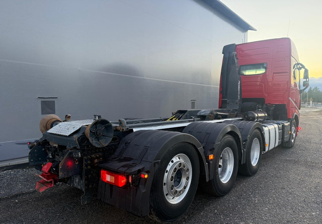 VolvoFH16 750 8X4 - Caminhão polibenne: foto 5 VolvoFH16 750 8X4 - Caminhão polibenne: foto 5