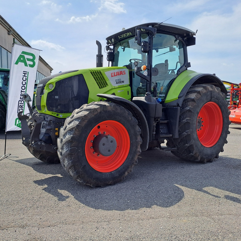 Trator CLAAS 830 AXION: foto 1
