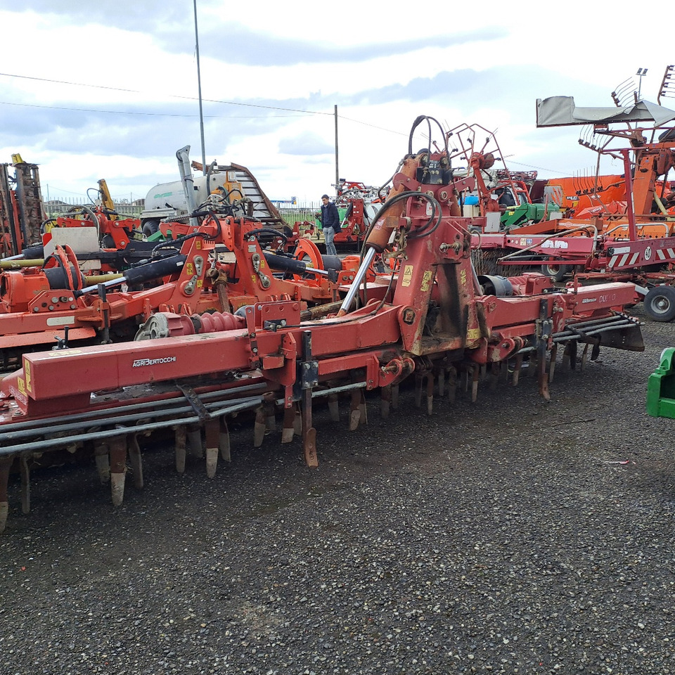 ERPICE ROTANTE DUPLO T500 - Grade rotativa: foto 1 ERPICE ROTANTE DUPLO T500 - Grade rotativa: foto 1