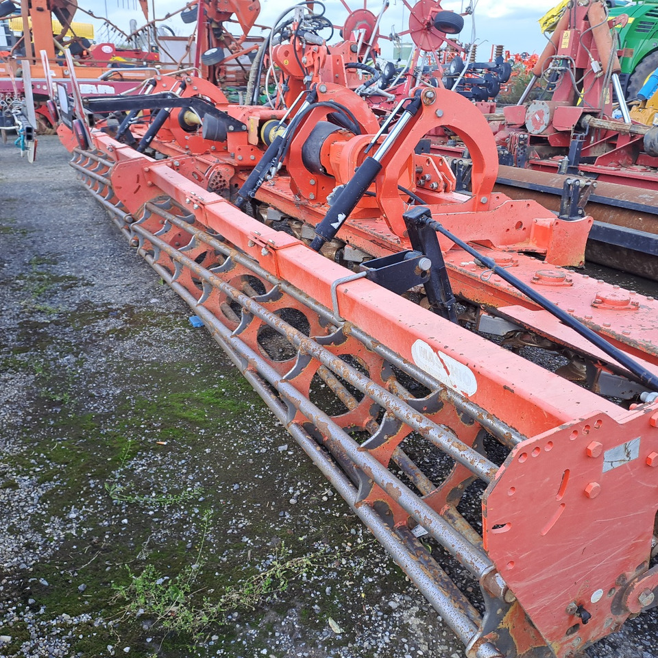 ERPICE ROTANTE MASCHIO AQUILA 7000 - Grade rotativa: foto 5 ERPICE ROTANTE MASCHIO AQUILA 7000 - Grade rotativa: foto 5