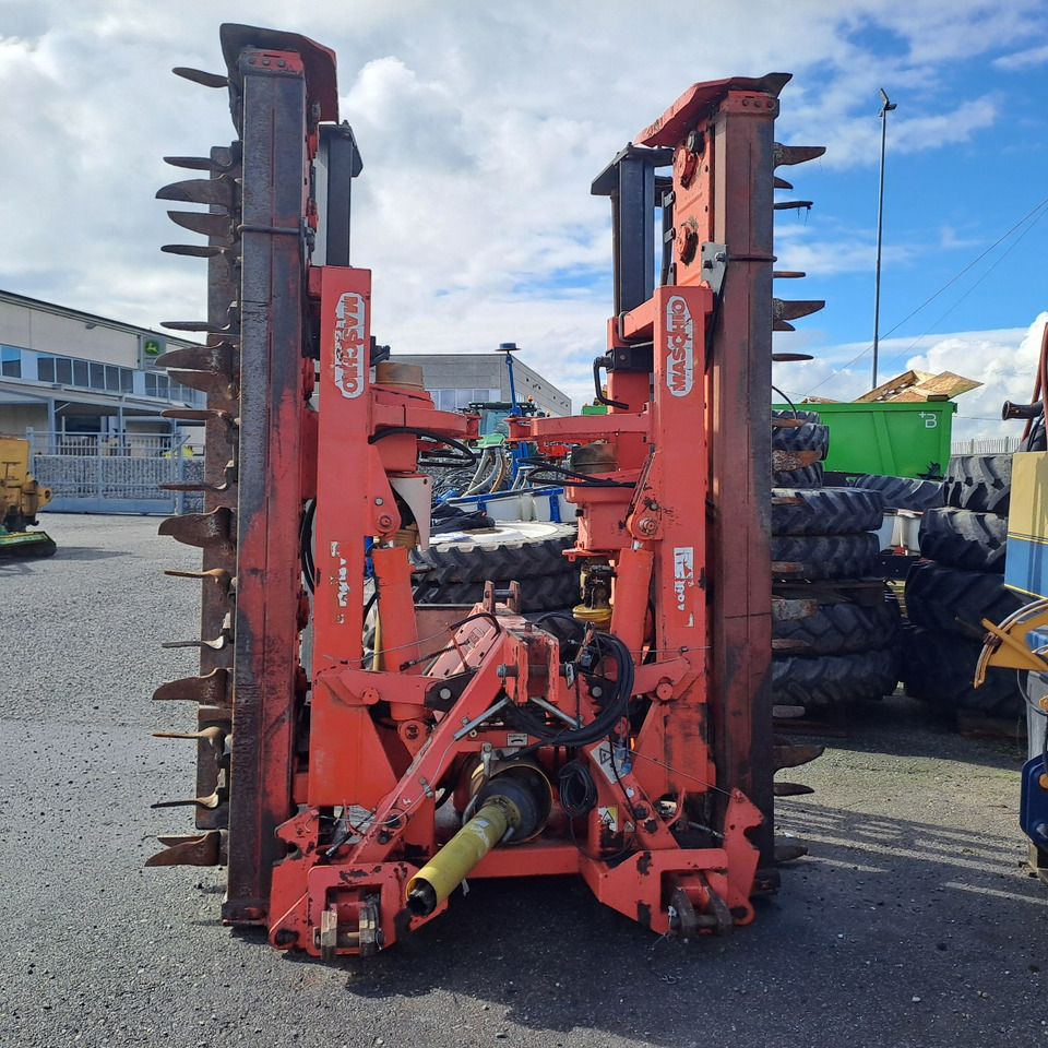 ERPICE ROTANTE PIEGHEVOLE MASCHIO AQUILA 5000 - Fresa agrícola: foto 5 ERPICE ROTANTE PIEGHEVOLE MASCHIO AQUILA 5000 - Fresa agrícola: foto 5