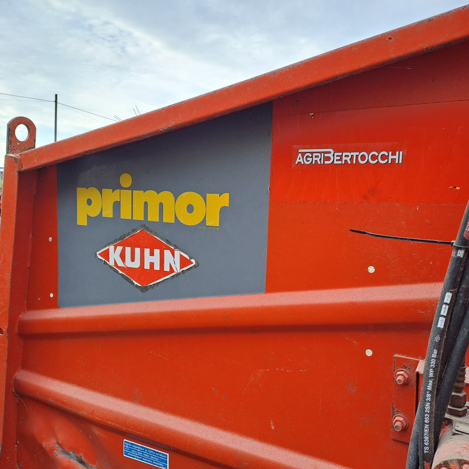 IMPAGLIATRICE KUHN PRIMOR PP - Trituradora de palha: foto 4 IMPAGLIATRICE KUHN PRIMOR PP - Trituradora de palha: foto 4
