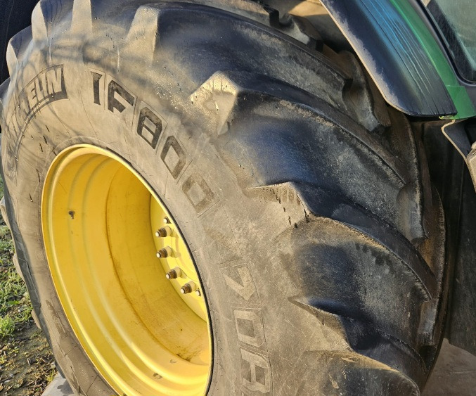 JOHN DEERE 8410 - Trator: foto 4 JOHN DEERE 8410 - Trator: foto 4