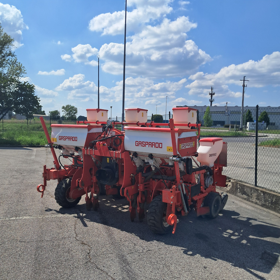 MASCHIO GASPARDO MT6 - Semeadora de precisão: foto 1 MASCHIO GASPARDO MT6 - Semeadora de precisão: foto 1