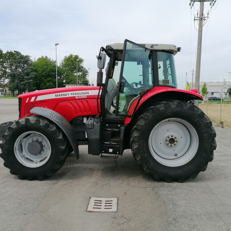 MASSEY FERGUSON - Trator: foto 5 MASSEY FERGUSON - Trator: foto 5