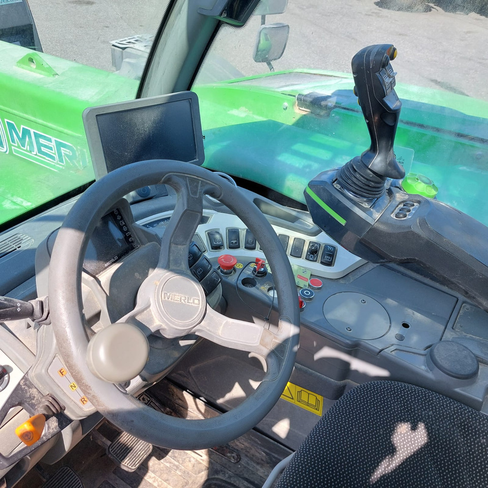 MERLO TF 65.9 T - CS - Empilhador telescópico: foto 5 MERLO TF 65.9 T - CS - Empilhador telescópico: foto 5