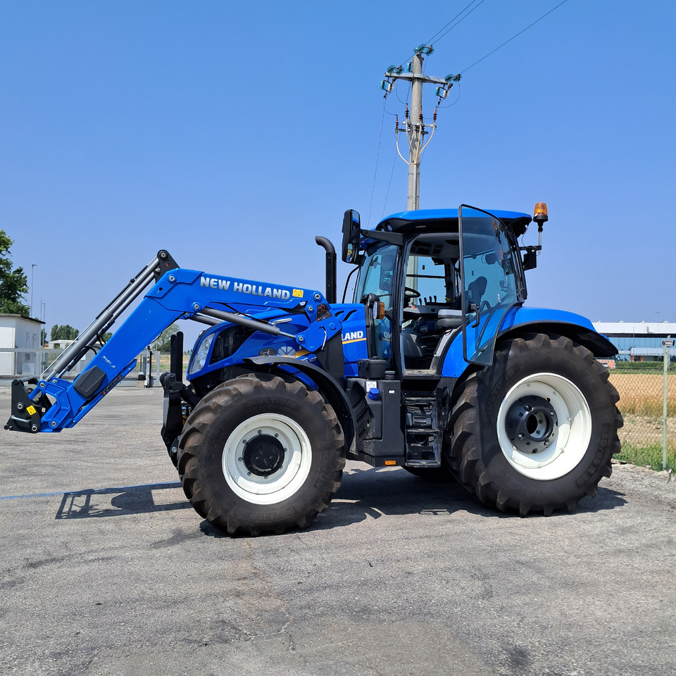 NEW HOLLAND T6 160 - Trator: foto 2 NEW HOLLAND T6 160 - Trator: foto 2
