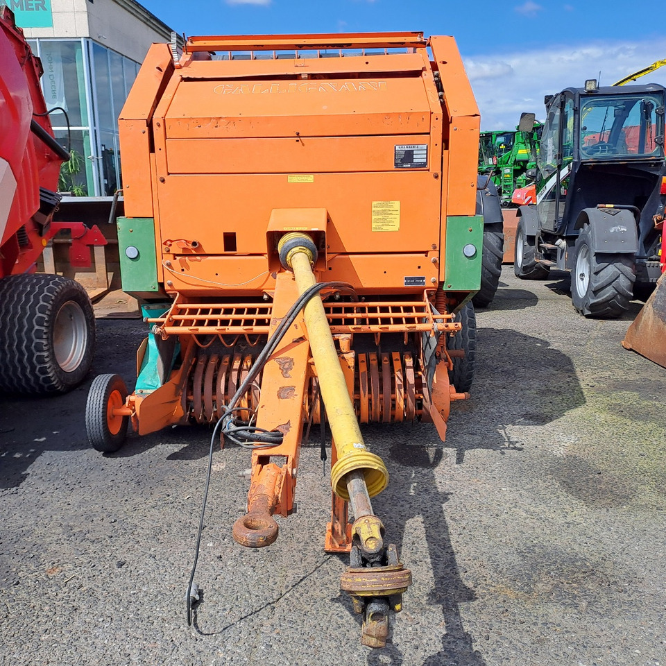 ROTOPRESSA GALLIGNANI RB/25 - Enfardadeira de fardos redondos: foto 2 ROTOPRESSA GALLIGNANI RB/25 - Enfardadeira de fardos redondos: foto 2