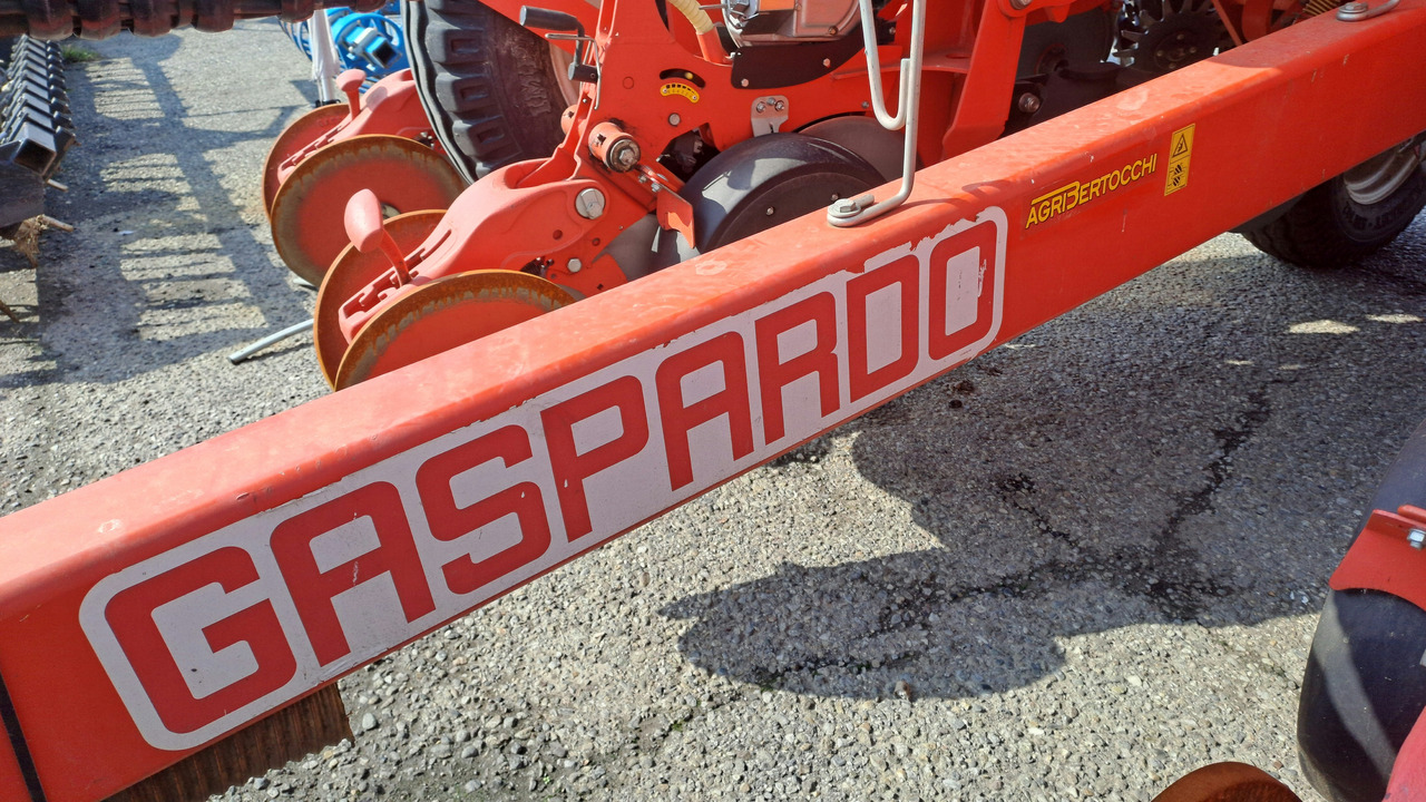 SEMINATRICE DI PRECISIONE GASPARDO RENATA 8 ROWS - Semeadora de precisão: foto 3 SEMINATRICE DI PRECISIONE GASPARDO RENATA 8 ROWS - Semeadora de precisão: foto 3