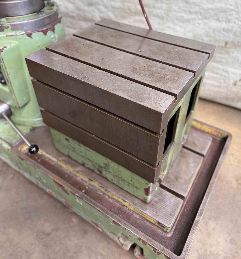 Radialbohrmaschine ALZMETALL - Furadeira de coluna: foto 3 Radialbohrmaschine ALZMETALL - Furadeira de coluna: foto 3