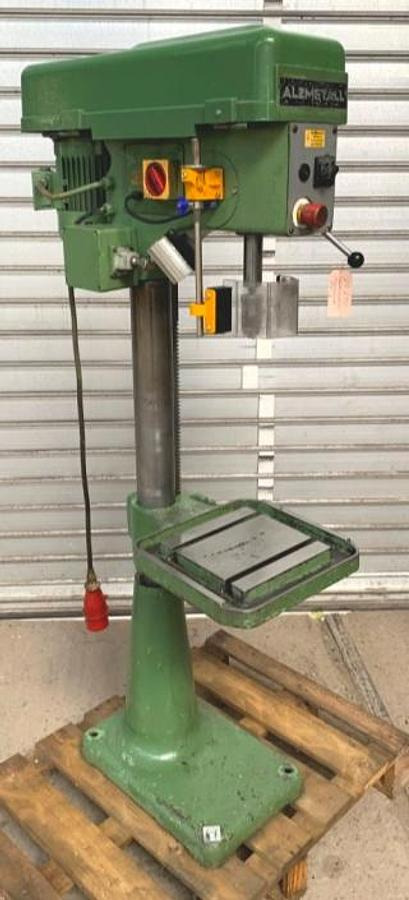 Säulenbohrmaschine ALZMETALL - Furadeira de coluna: foto 2 Säulenbohrmaschine ALZMETALL - Furadeira de coluna: foto 2