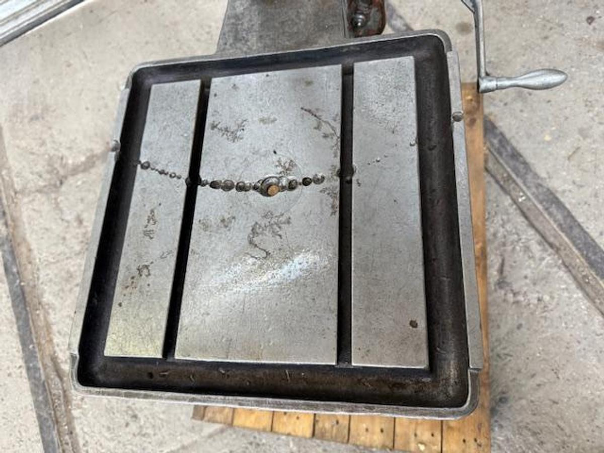 Säulenbohrmaschine GILLARDON - Furadeira de coluna: foto 2 Säulenbohrmaschine GILLARDON - Furadeira de coluna: foto 2