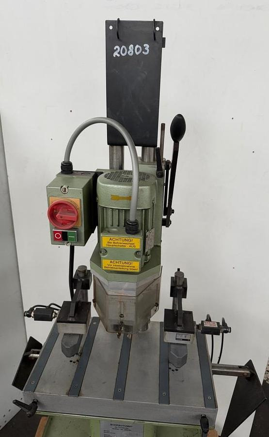 Türbänder-Bohrautomat SCHÜCO - Furadeira de coluna: foto 2 Türbänder-Bohrautomat SCHÜCO - Furadeira de coluna: foto 2