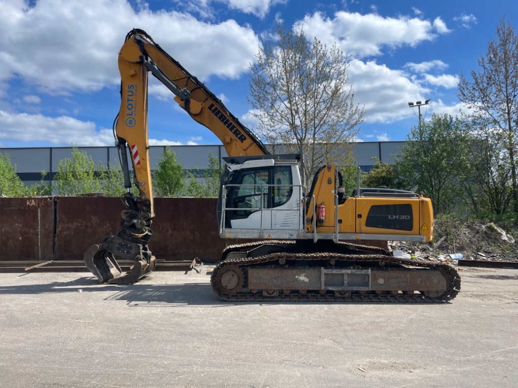 Liebherr LH 30 C Litronic  - Manipulador de material: foto 1 Liebherr LH 30 C Litronic  - Manipulador de material: foto 1