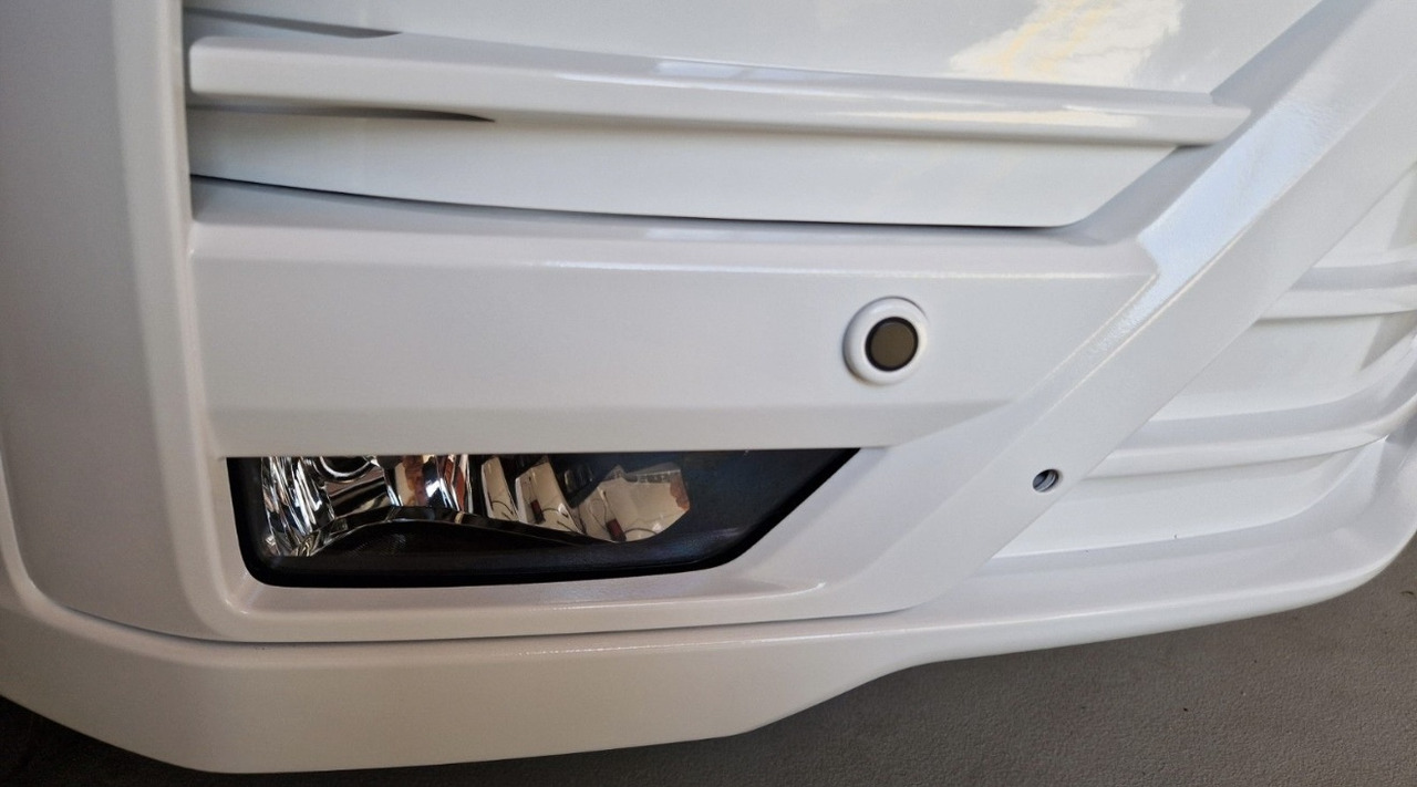 MAN Crafter TGE 3/140 - Carrinha de contentor: foto 4 MAN Crafter TGE 3/140 - Carrinha de contentor: foto 4