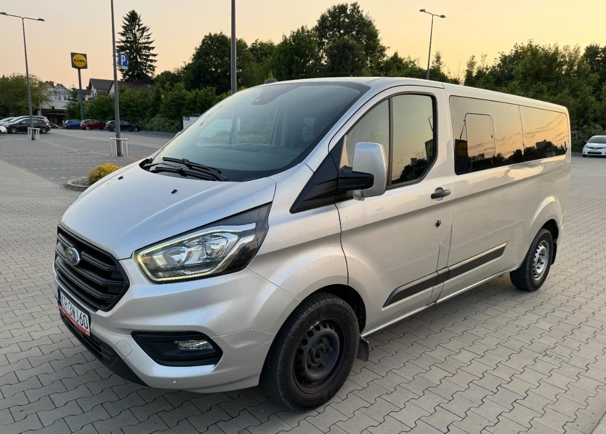 Ford Transit Custom 2.0 170 KM L2 LONG 2021 LED 8 osobowy NAWIEWY miejsc Salon PL - Micro-ônibus, Furgão de passageiros: foto 4 Ford Transit Custom 2.0 170 KM L2 LONG 2021 LED 8 osobowy NAWIEWY miejsc Salon PL - Micro-ônibus, Furgão de passageiros: foto 4