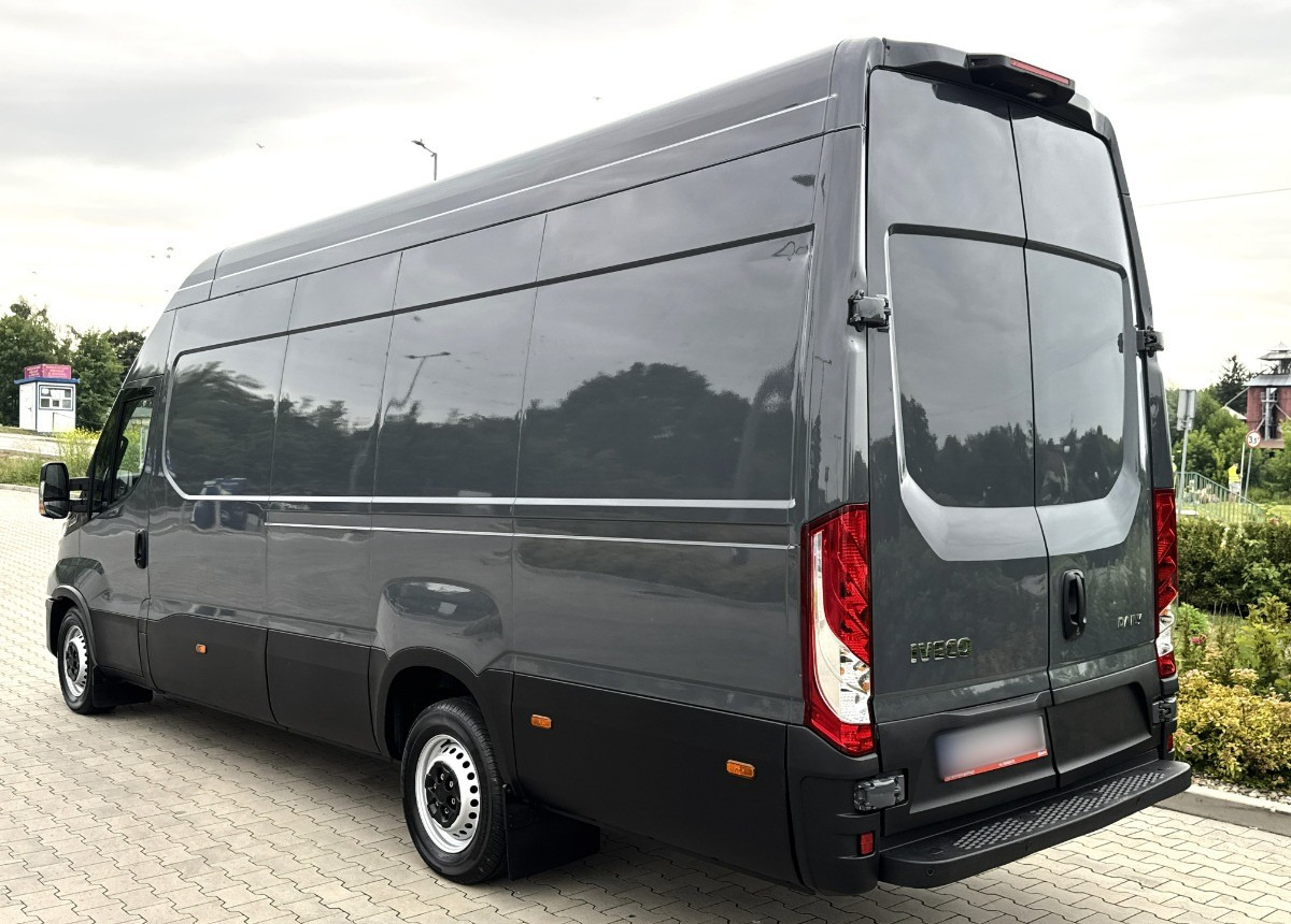 Iveco Daily L4H3 MAXI 3.0 180KM Hi-matic Kamera Salon PL - Furgão: foto 2 Iveco Daily L4H3 MAXI 3.0 180KM Hi-matic Kamera Salon PL - Furgão: foto 2