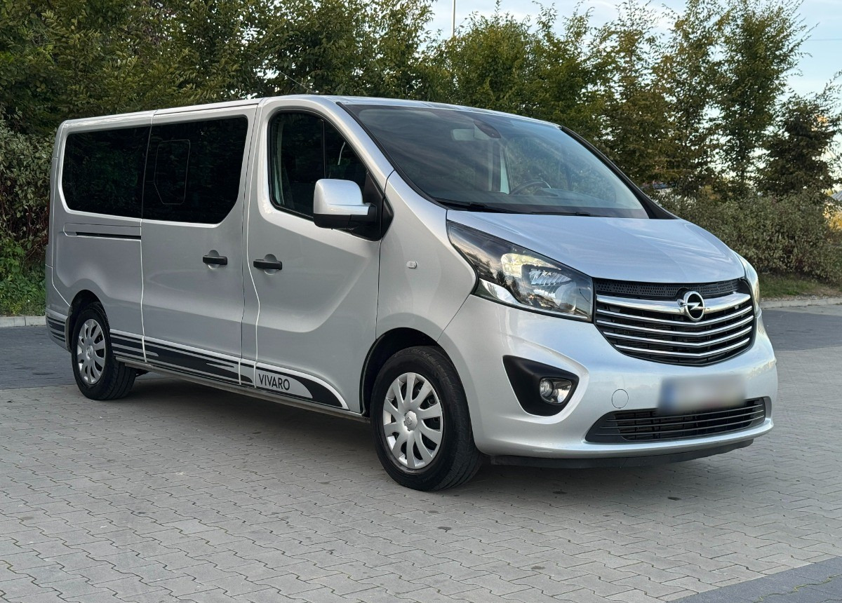 Opel Vivaro 1.6 DCI 145KM 9 osobowy Nawiewy góra dół DOINWESTOWANY Super stan - Carro perua: foto 2 Opel Vivaro 1.6 DCI 145KM 9 osobowy Nawiewy góra dół DOINWESTOWANY Super stan - Carro perua: foto 2