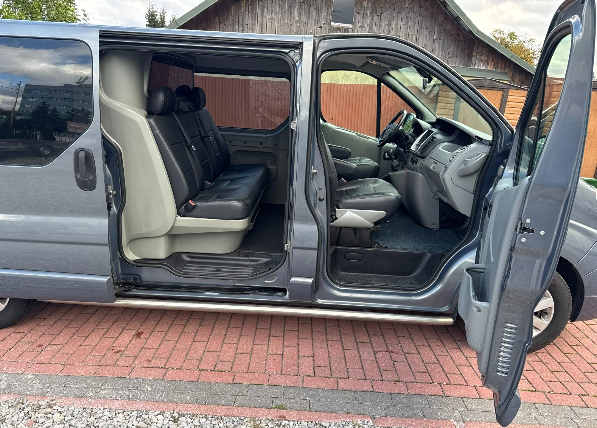 Opel Vivaro LONG 2.5 150KM Brygadówka Brygada Bezwypadkowy Super Stan FV23 - Carrinha cabine dupla: foto 5 Opel Vivaro LONG 2.5 150KM Brygadówka Brygada Bezwypadkowy Super Stan FV23 - Carrinha cabine dupla: foto 5
