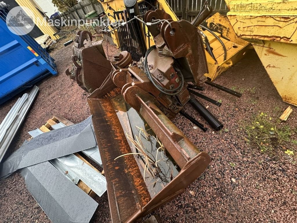 Escavadeira de rodas Case Poclain 1088 P: foto 45 Escavadeira de rodas Case Poclain 1088 P: foto 45