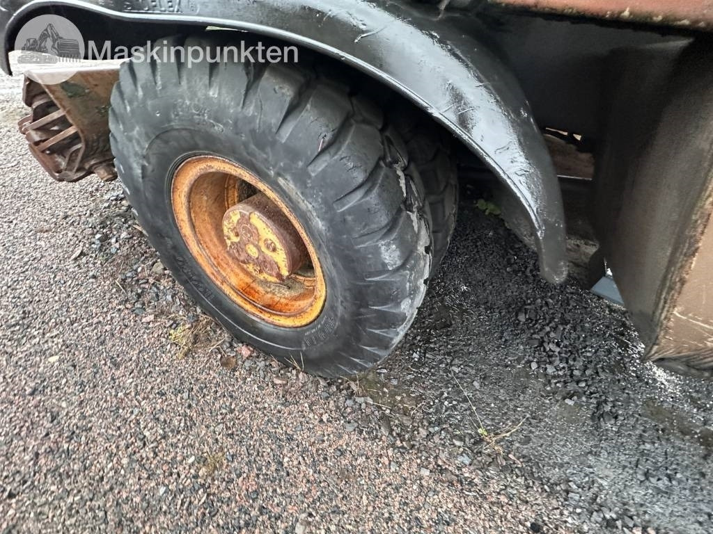 Escavadeira de rodas Case Poclain 1088 P: foto 21 Escavadeira de rodas Case Poclain 1088 P: foto 21