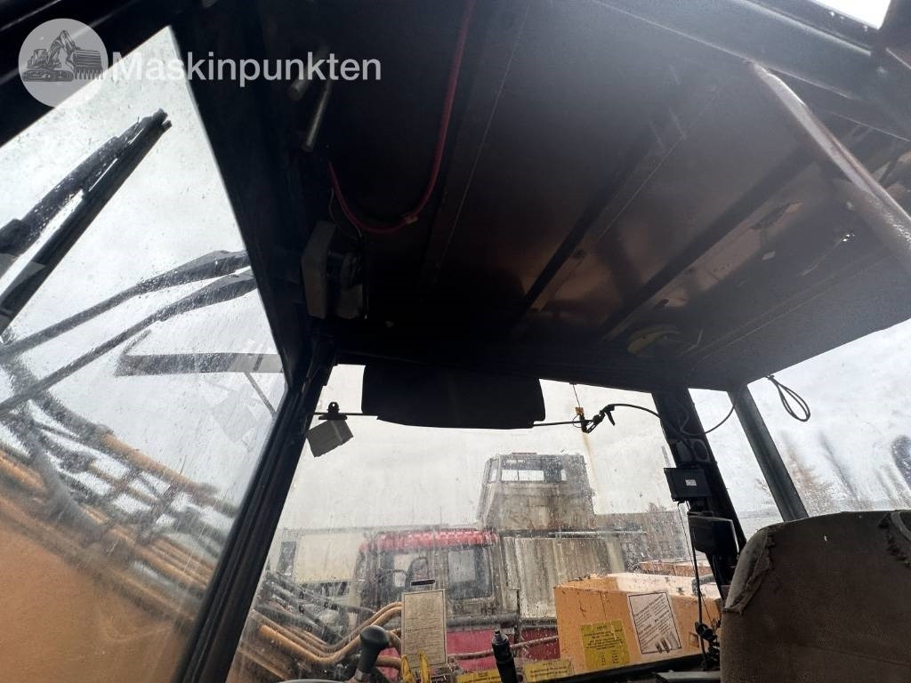 Escavadeira de rodas Case Poclain 1088 P: foto 28 Escavadeira de rodas Case Poclain 1088 P: foto 28