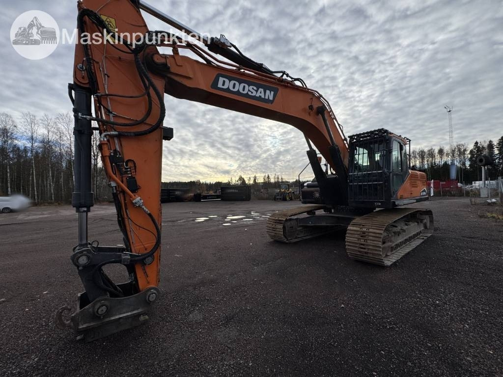 Doosan DX 300 LC - Escavadora de rastos: foto 1 Doosan DX 300 LC - Escavadora de rastos: foto 1
