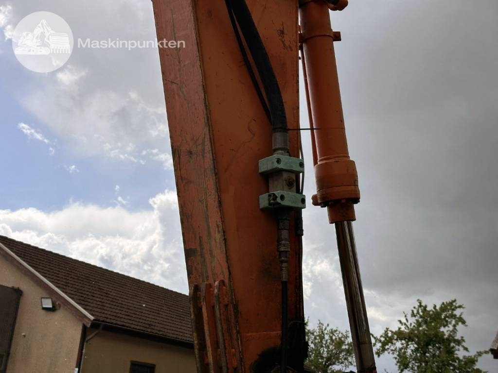Escavadora de rastos Doosan Solar 140 LC V: foto 22