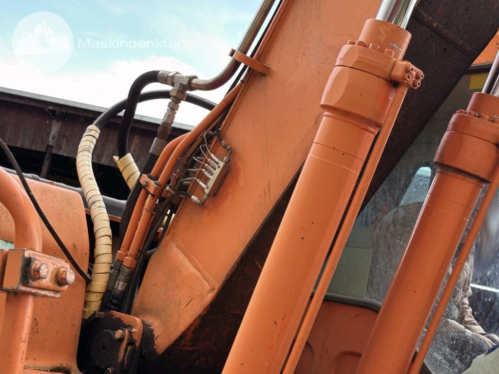 Escavadora de rastos Doosan Solar 140 LC V: foto 15