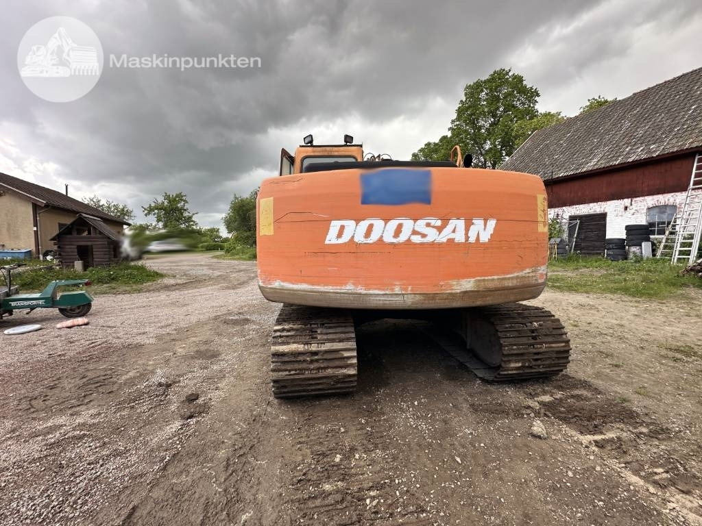Escavadora de rastos Doosan Solar 140 LC V: foto 9