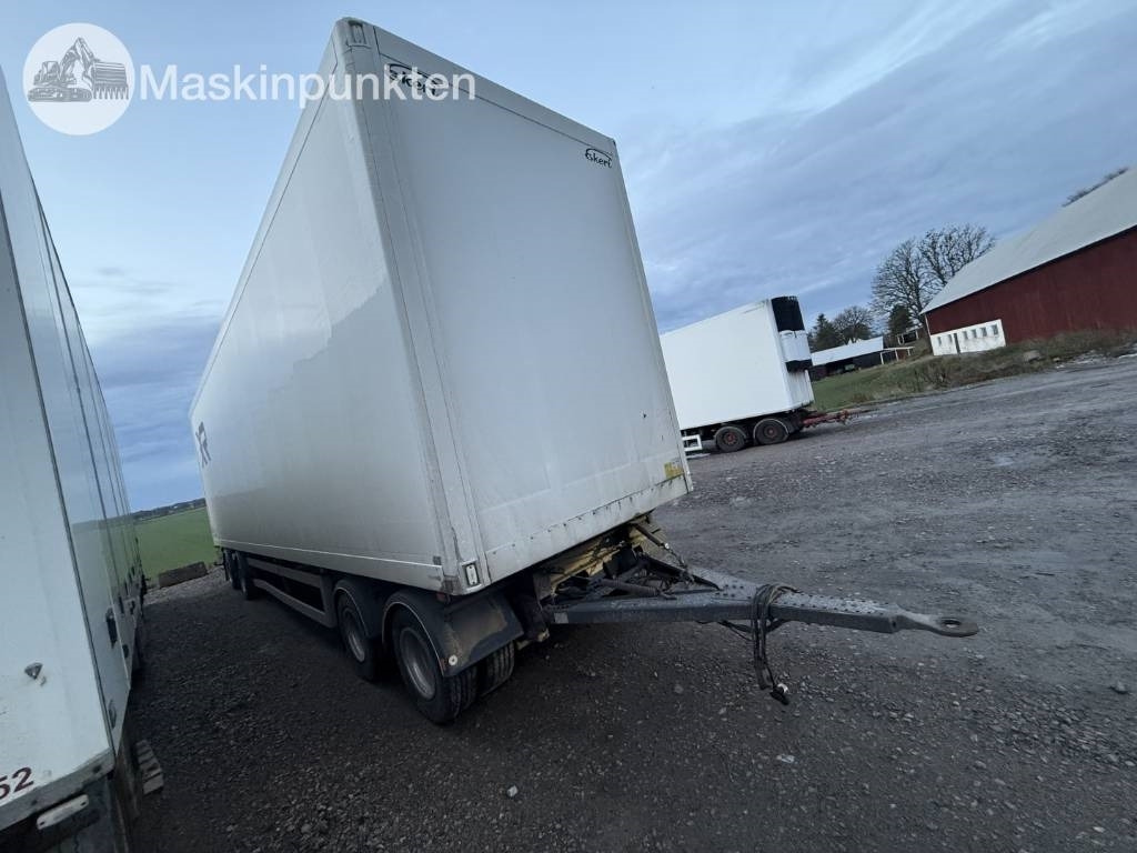 Ekeri S8-D - Reboque furgão: foto 3 Ekeri S8-D - Reboque furgão: foto 3