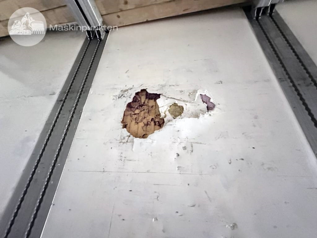 Semireboque furgão Ekeri T 3 + Krone Dolly: foto 32 Semireboque furgão Ekeri T 3 + Krone Dolly: foto 32