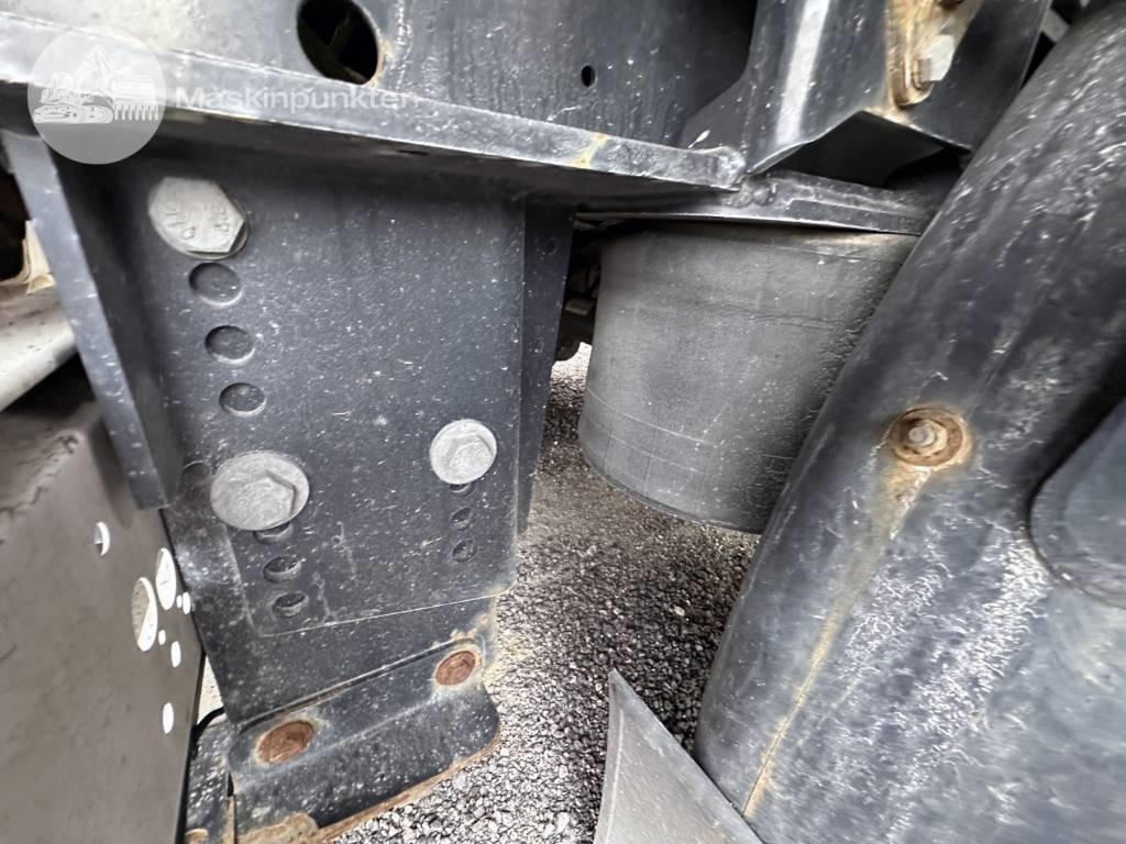 Semireboque furgão Ekeri T 3 + Krone Dolly: foto 46 Semireboque furgão Ekeri T 3 + Krone Dolly: foto 46