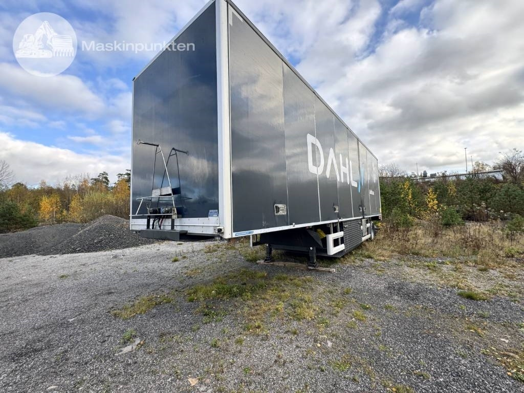 HFR 1 axlad semitrailer med truck! - Semireboque furgão: foto 2 HFR 1 axlad semitrailer med truck! - Semireboque furgão: foto 2