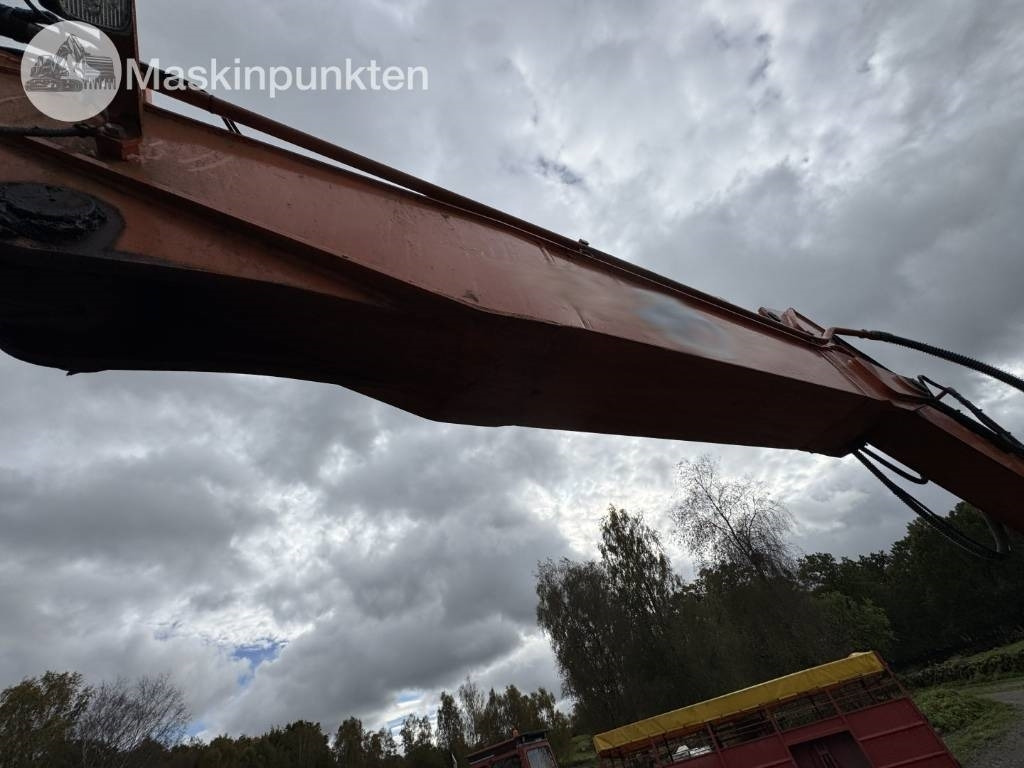 Escavadeira de rodas Hitachi ZX 140 W-3: foto 24