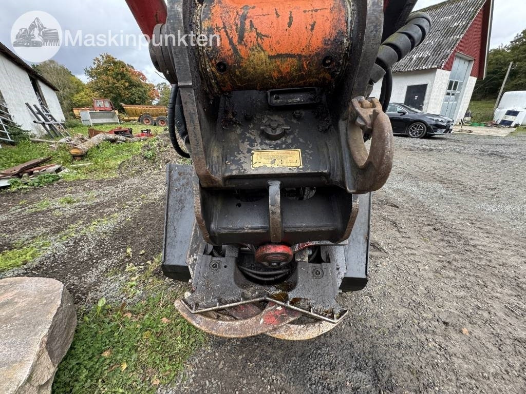 Escavadeira de rodas Hitachi ZX 140 W-3: foto 32