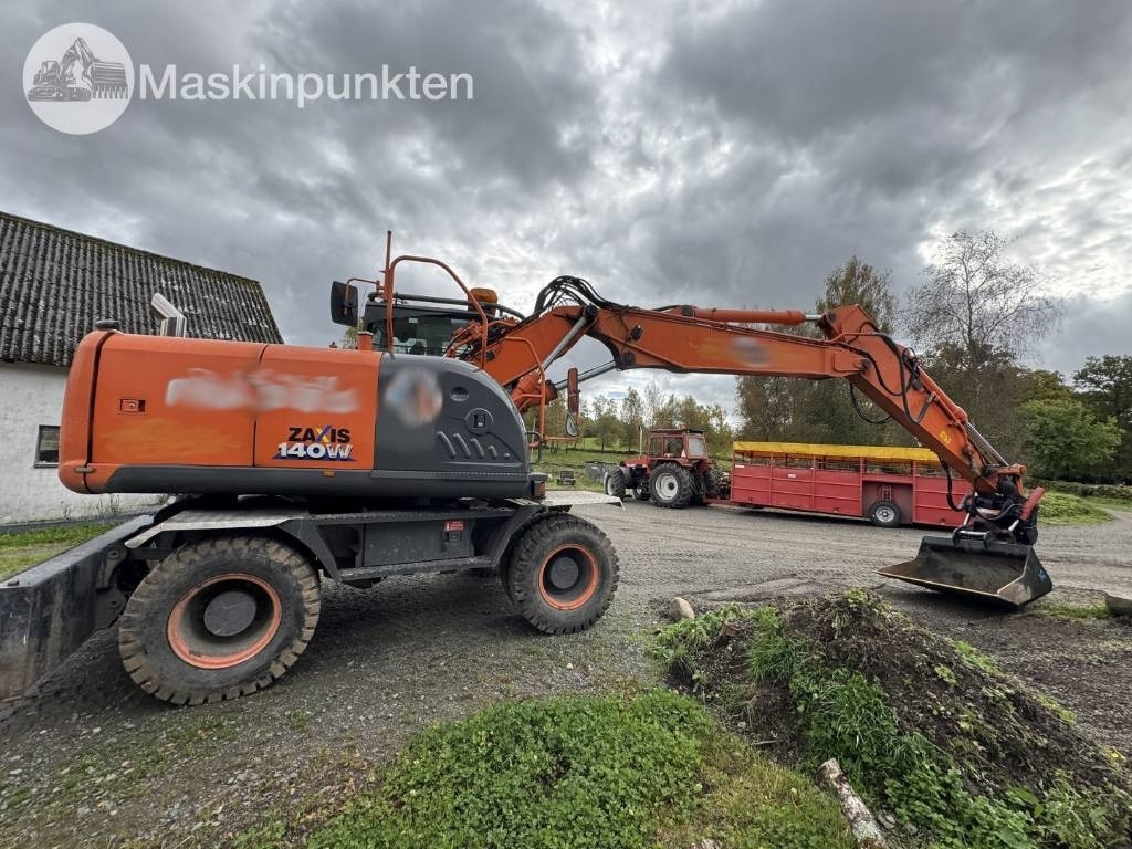 Hitachi ZX 140 W-3 - Escavadeira de rodas: foto 4 Hitachi ZX 140 W-3 - Escavadeira de rodas: foto 4