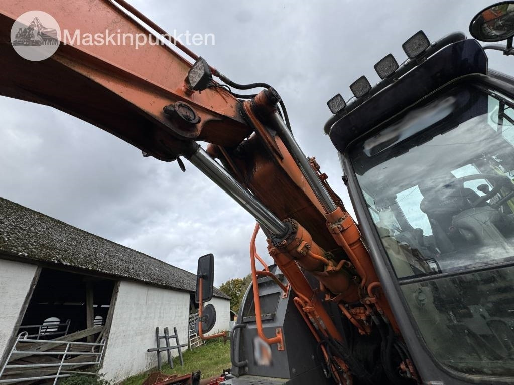 Escavadeira de rodas Hitachi ZX 140 W-3: foto 41